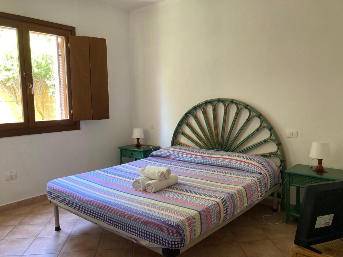 Residence Olimpo Santa Teresa Gallura Buitenkant foto