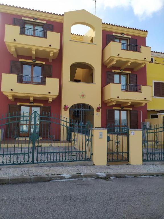 Residence Olimpo Santa Teresa Gallura Buitenkant foto