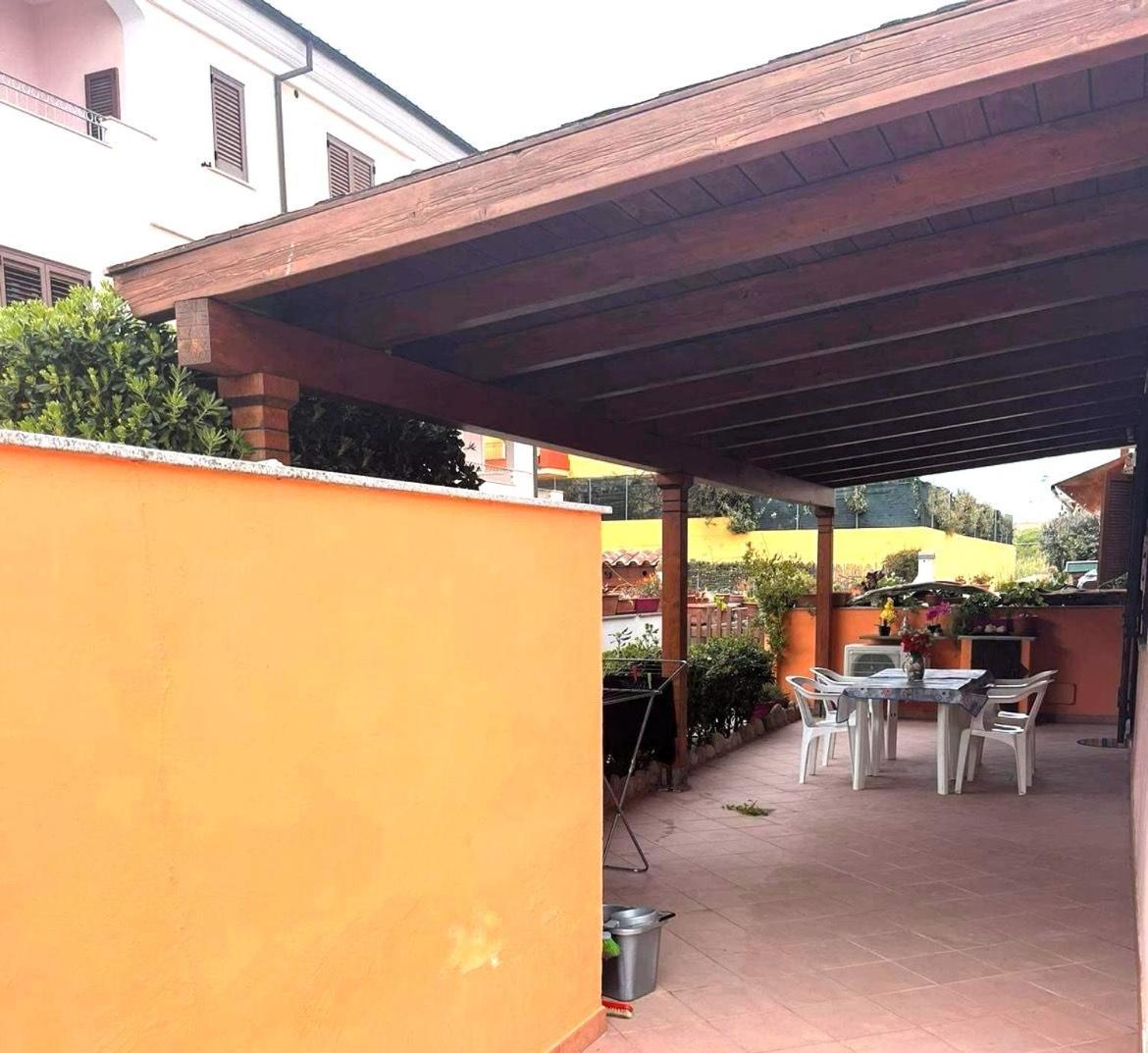 Residence Olimpo Santa Teresa Gallura Buitenkant foto