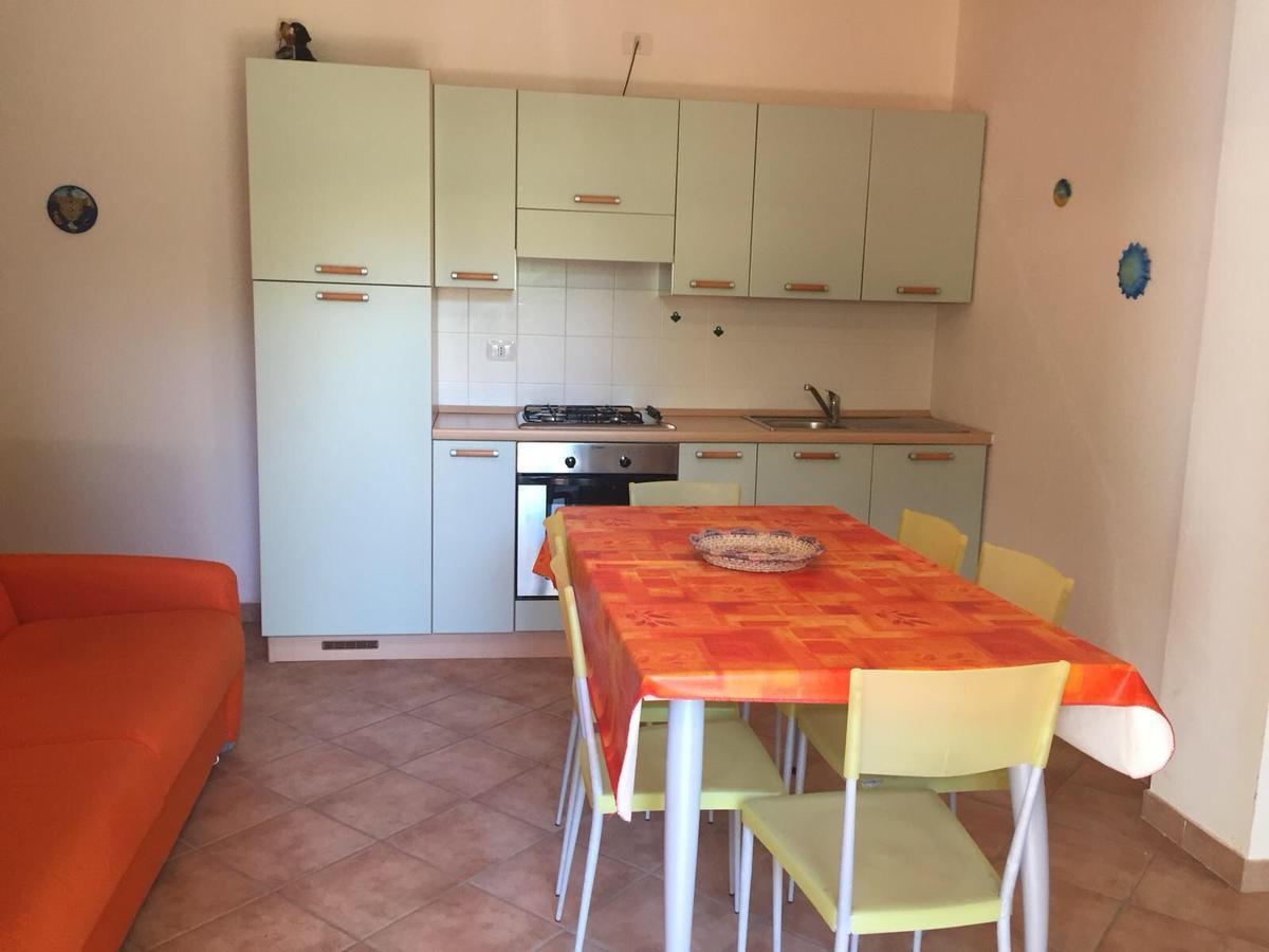 Residence Olimpo Santa Teresa Gallura Buitenkant foto