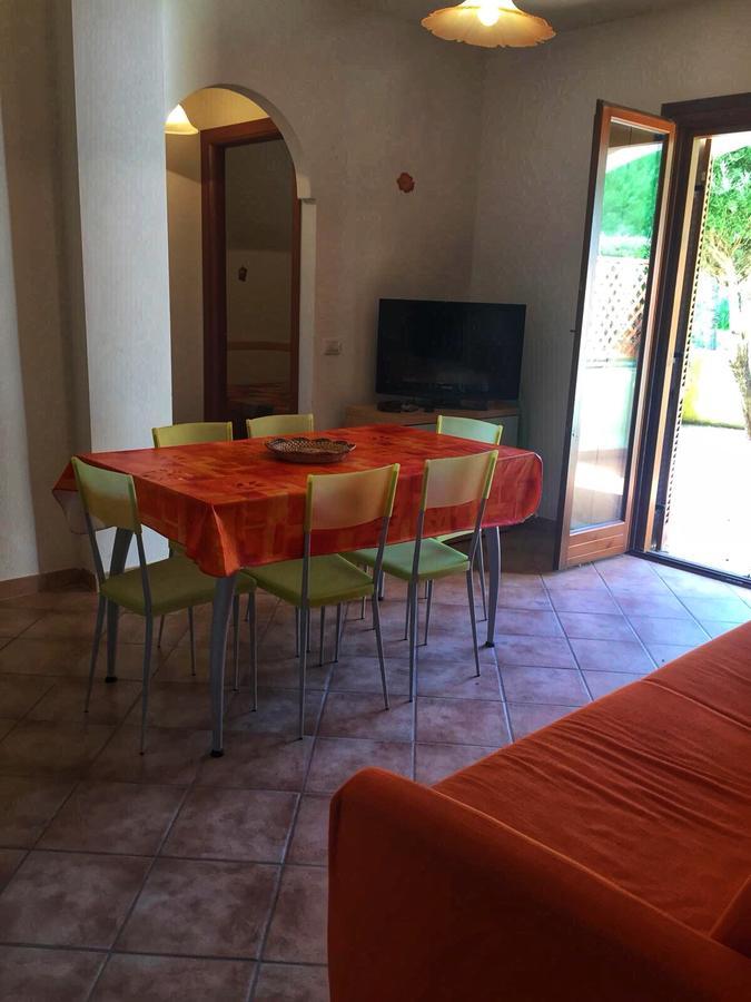Residence Olimpo Santa Teresa Gallura Buitenkant foto