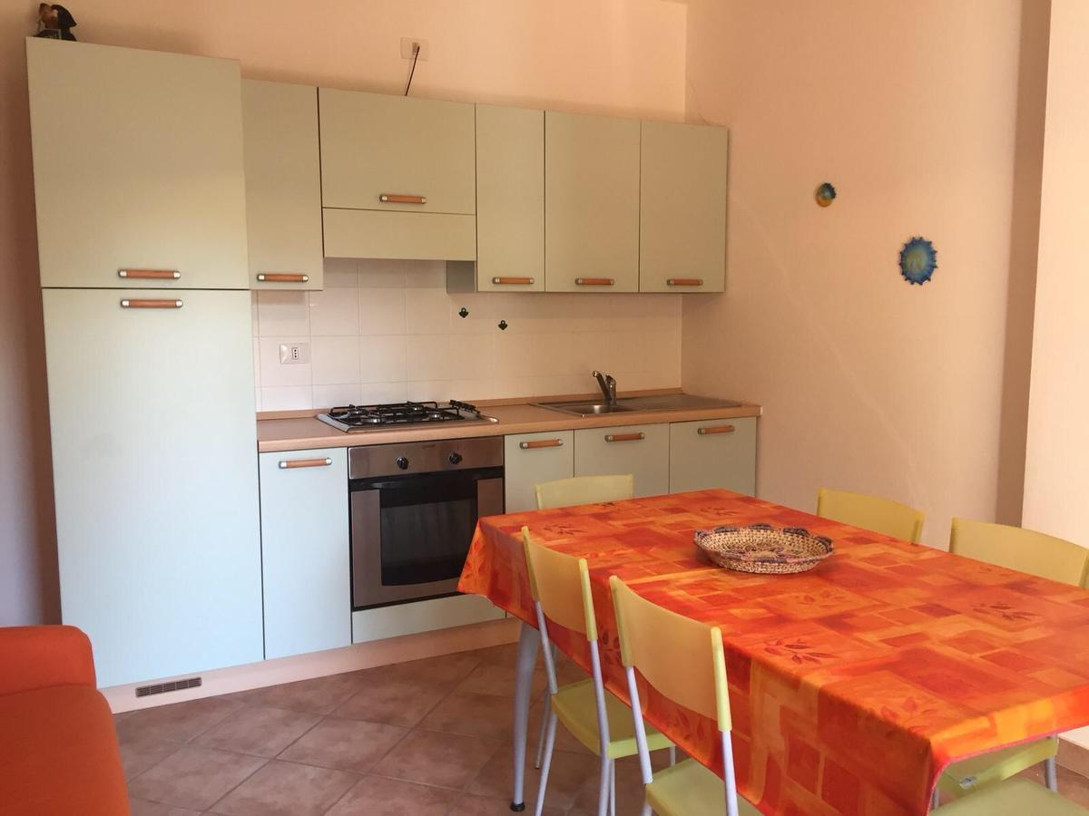 Residence Olimpo Santa Teresa Gallura Buitenkant foto